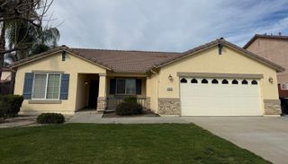 2020 W Bristol Lane, Hanford, CA 93230
