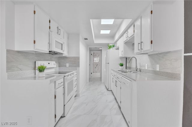 4565 Sirius Avenue, Las Vegas, NV 89102