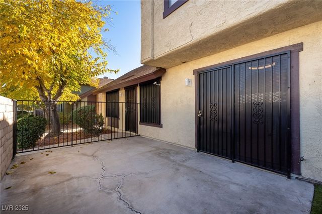 4565 Sirius Avenue, Las Vegas, NV 89102