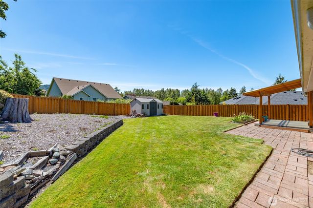 427 S 32nd Place, Mount Vernon, WA 98274