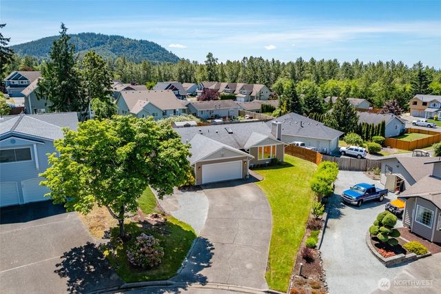 427 S 32nd Place, Mount Vernon, WA 98274