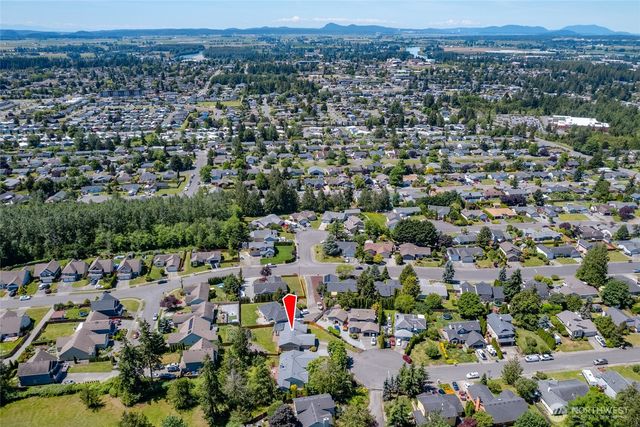 427 S 32nd Place, Mount Vernon, WA 98274