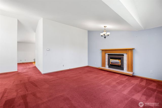 427 S 32nd Place, Mount Vernon, WA 98274