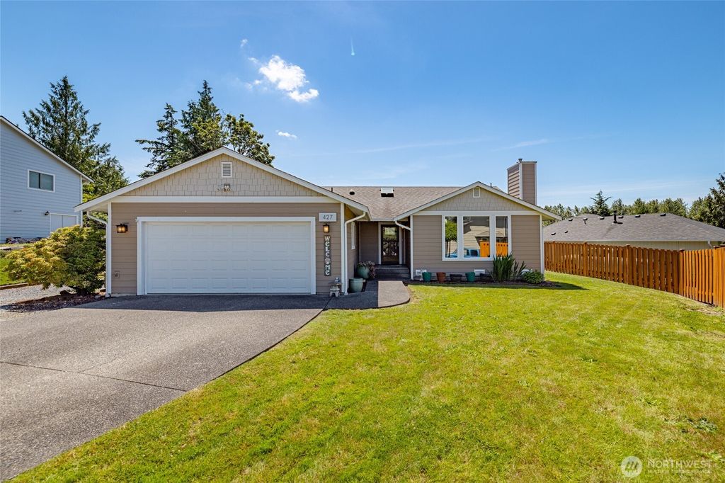 427 S 32nd Place, Mount Vernon, WA 98274