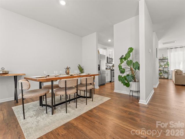 302 woodnettle Lane 18, Arden, NC 28704