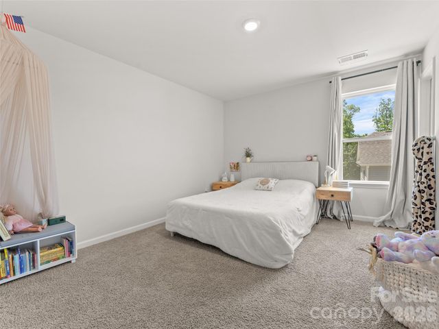 302 woodnettle Lane 18, Arden, NC 28704