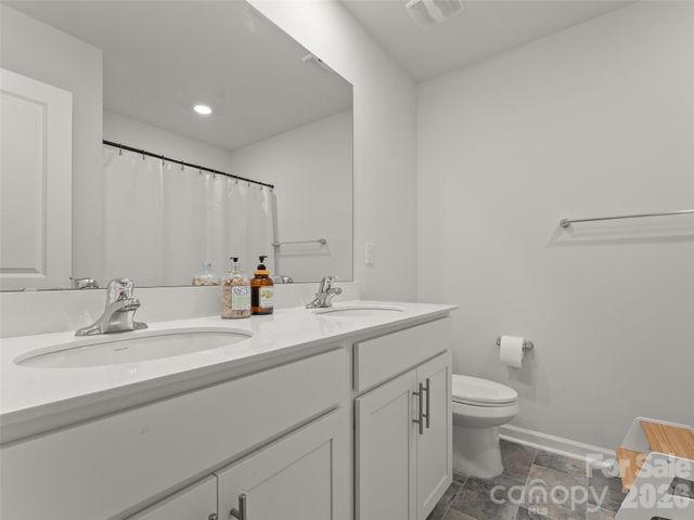 302 woodnettle Lane 18, Arden, NC 28704
