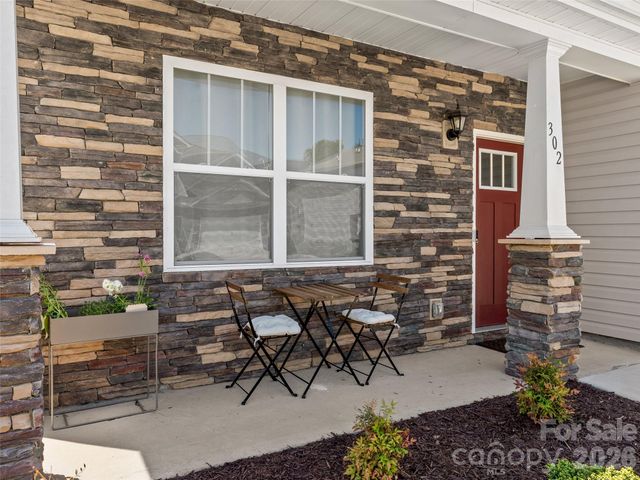 302 woodnettle Lane 18, Arden, NC 28704