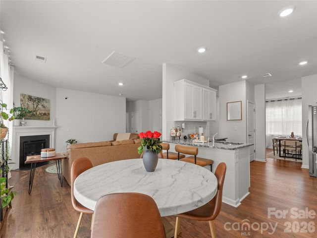 302 woodnettle Lane 18, Arden, NC 28704