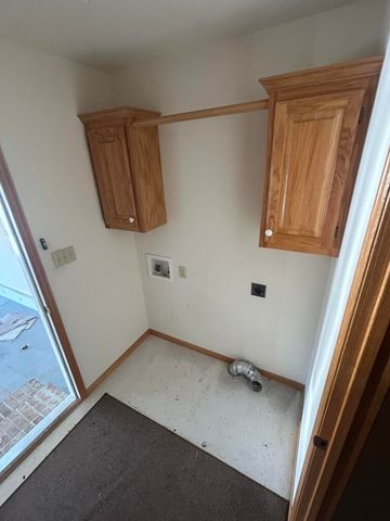 115 Cedar View Lane, Clever, MO 65631