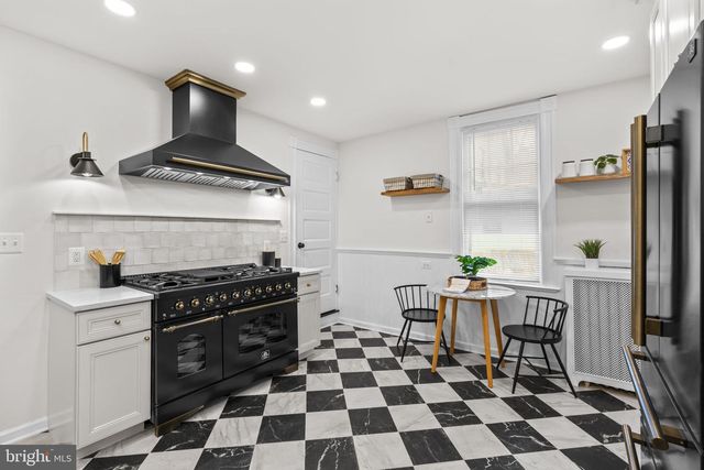 702 DEEPDENE RD, Baltimore, MD 21210