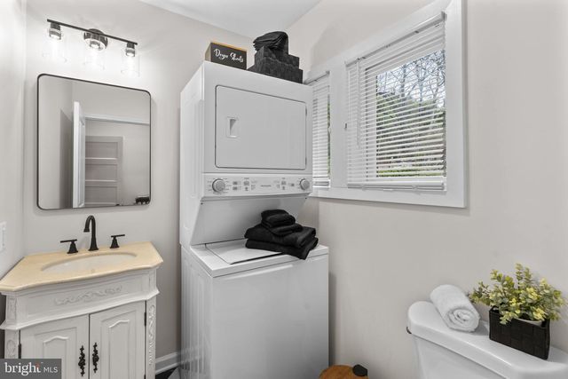 702 DEEPDENE RD, Baltimore, MD 21210