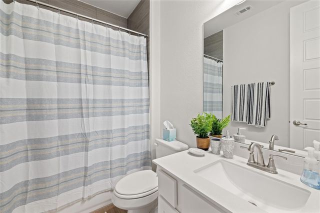 109 Wake LN, Georgetown, TX 78633