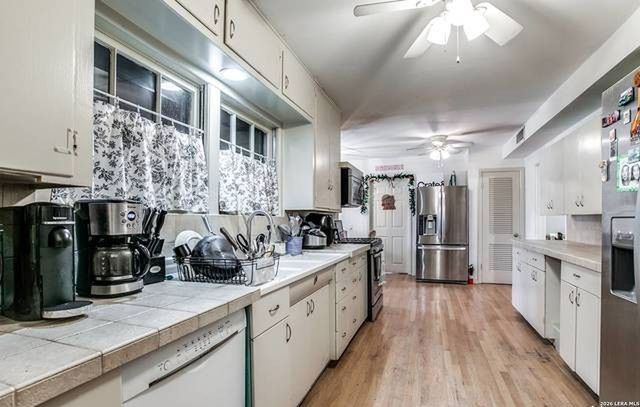 511 EXETER RD, San Antonio, TX 78209