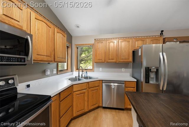 1764 Wooley Road, Oxford, MI 48371