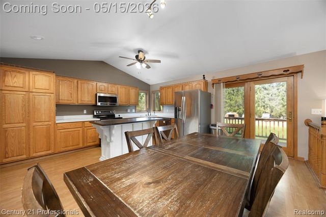 1764 Wooley Road, Oxford, MI 48371