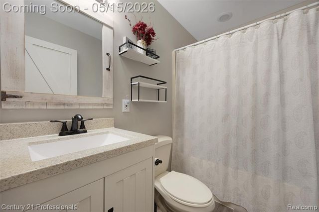 1764 Wooley Road, Oxford, MI 48371