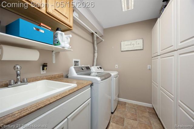 1764 Wooley Road, Oxford, MI 48371