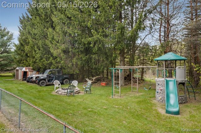 1764 Wooley Road, Oxford, MI 48371