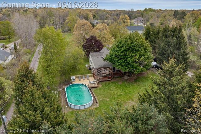 1764 Wooley Road, Oxford, MI 48371