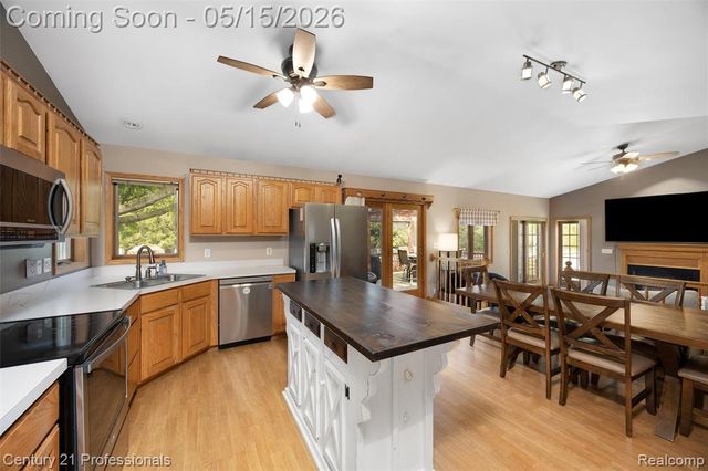 1764 Wooley Road, Oxford, MI 48371