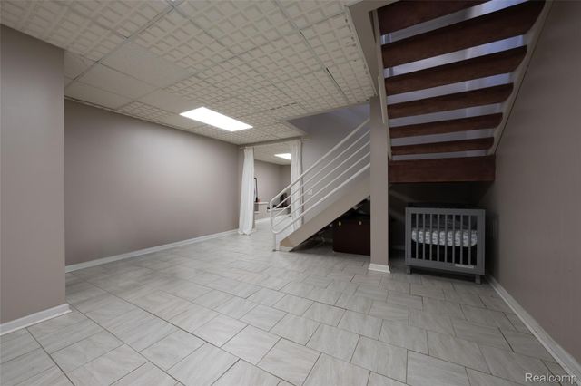 2337 HORSESHOE Drive, West Bloomfield Charter Township, MI 48322