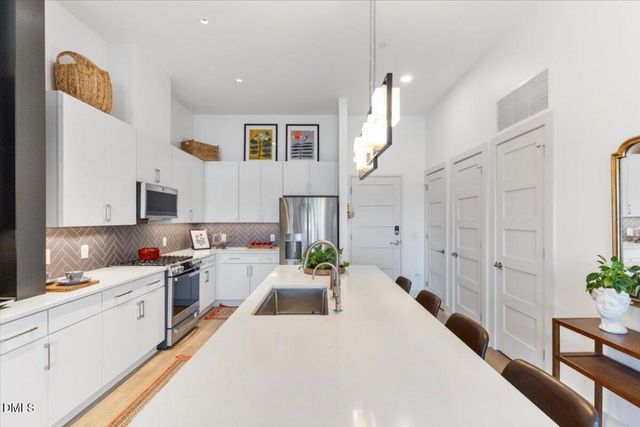 120 Mosaic Boulevard 306, Pittsboro, NC 27312