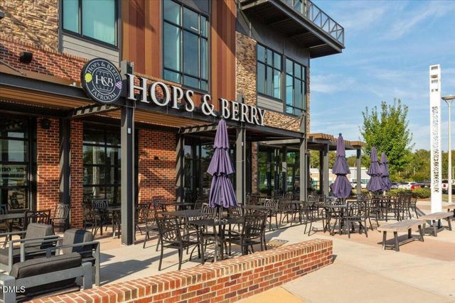 120 Mosaic Boulevard 306, Pittsboro, NC 27312