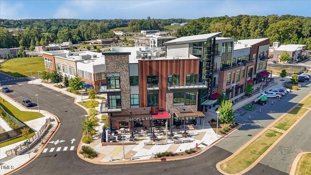 120 Mosaic Boulevard 306, Pittsboro, NC 27312