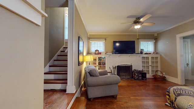 1421 SW Jewell AVE, Topeka, KS 66604