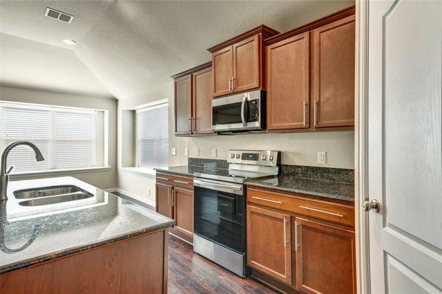 4936 Lemon Grove Drive, Fort Worth, TX 76135