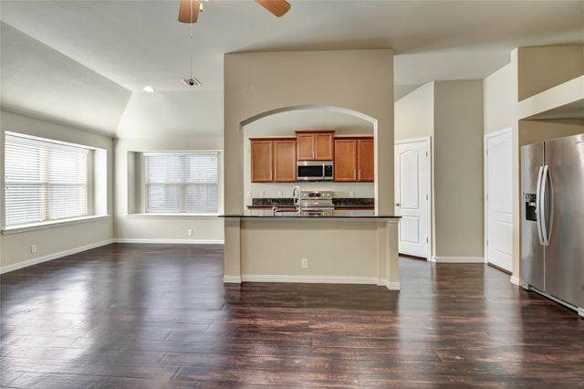 4936 Lemon Grove Drive, Fort Worth, TX 76135