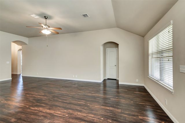 4936 Lemon Grove Drive, Fort Worth, TX 76135