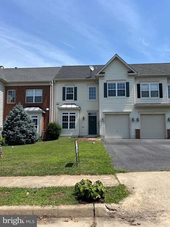 206 LONDON DOWNS CIR, Stephens City, VA 22655