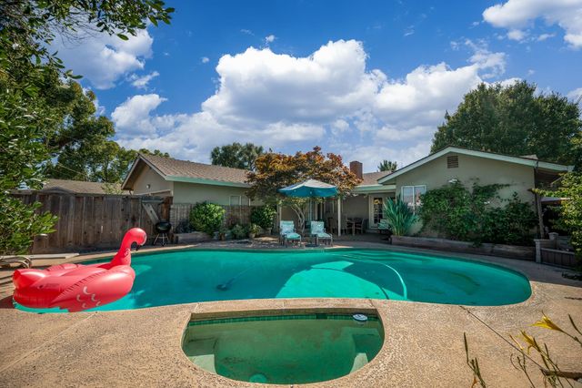 1176 La Sombra Ct, Turlock, CA 95380