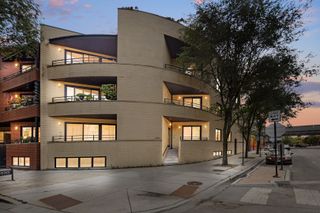 4662 N Winthrop Avenue 1S, Chicago, IL 60640
