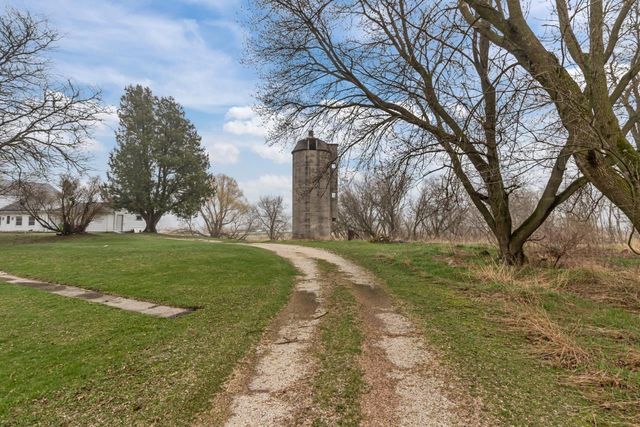 W907 FOUNDRY ROAD, New Holstein, WI 53061
