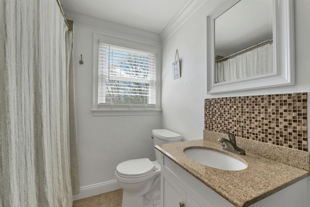 5 Pleasant Street, Merrimack, NH 03054