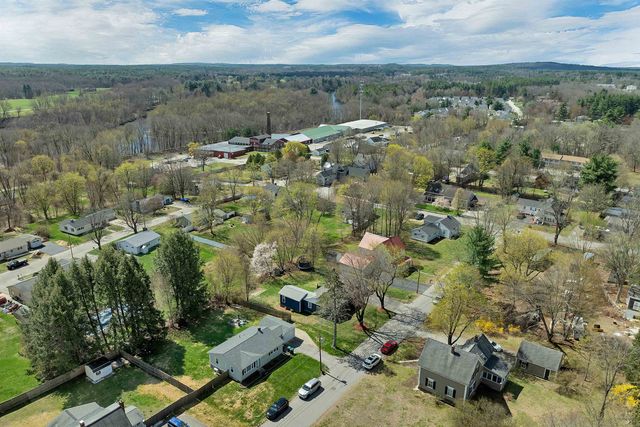 5 Pleasant Street, Merrimack, NH 03054