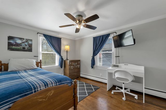 5 Pleasant Street, Merrimack, NH 03054