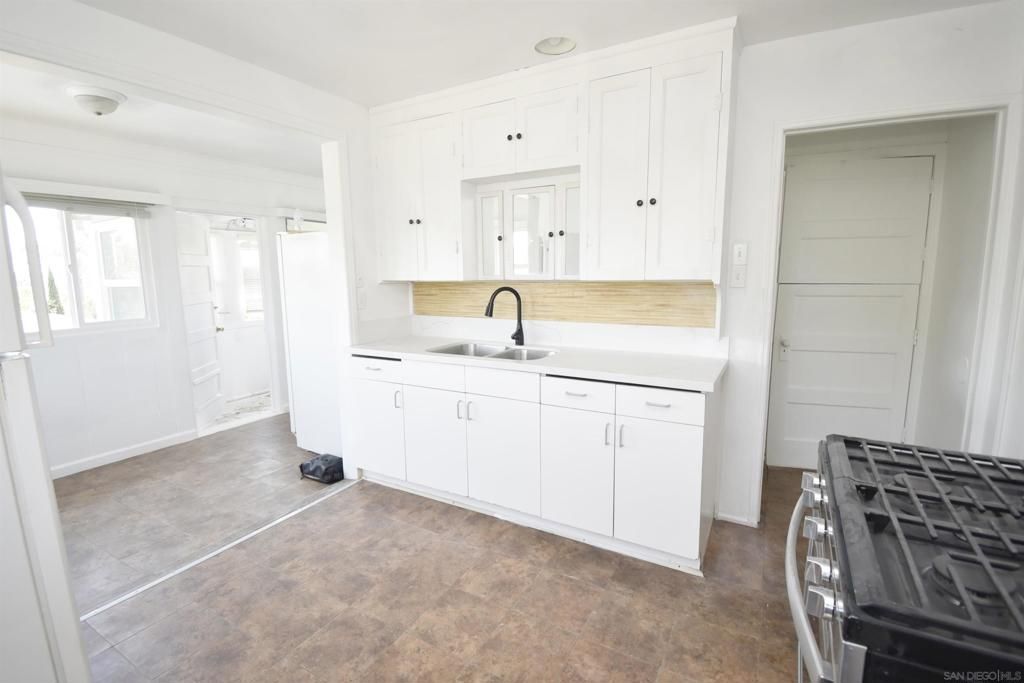 Image 11 of property listing at 7361 7367 LA MESITA PL, La Mesa, CA 91942
