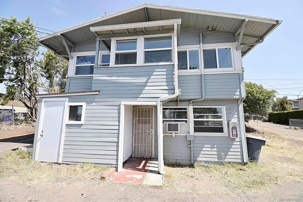 Image 37 of property listing at 7361 7367 LA MESITA PL, La Mesa, CA 91942