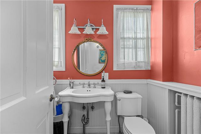 70 Church Street 3, Newport, RI 02840
