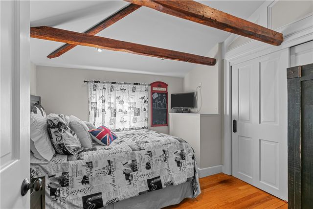 70 Church Street 3, Newport, RI 02840