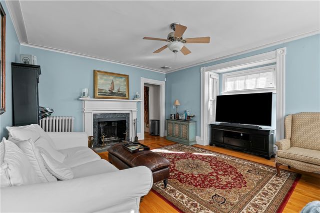 70 Church Street 3, Newport, RI 02840