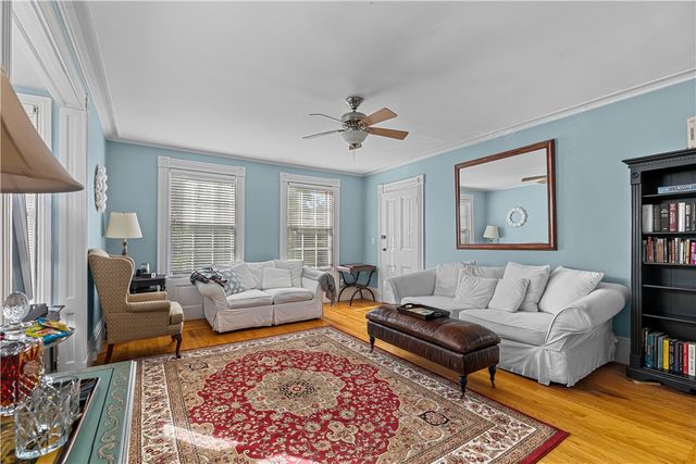 70 Church Street 3, Newport, RI 02840