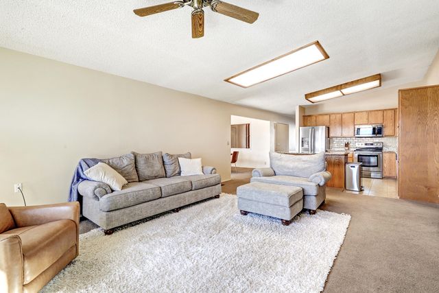 9818 Greene Avenue NW, Albuquerque, NM 87114