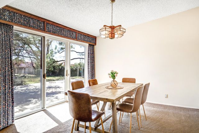 9818 Greene Avenue NW, Albuquerque, NM 87114