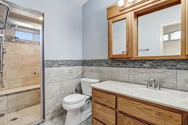 9818 Greene Avenue NW, Albuquerque, NM 87114