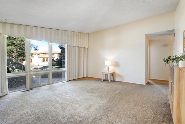 9818 Greene Avenue NW, Albuquerque, NM 87114